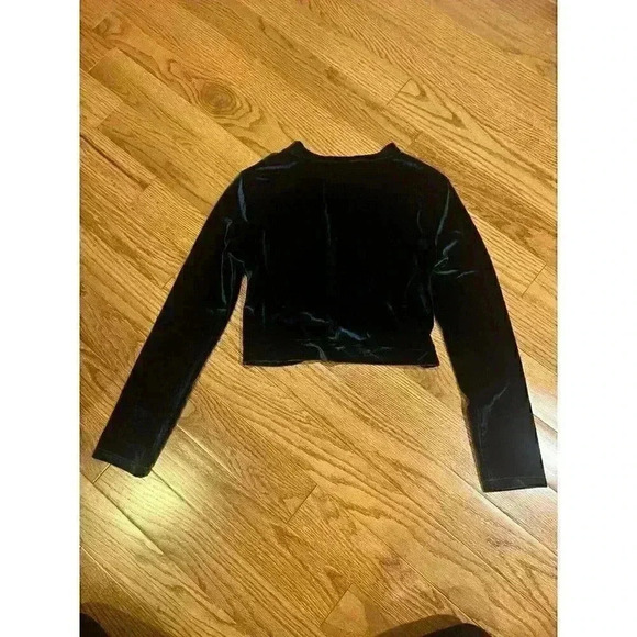 Style Mafia Green Velvet Cropped Top Size Small Holiday Fancy Party - Picture 4 of 5